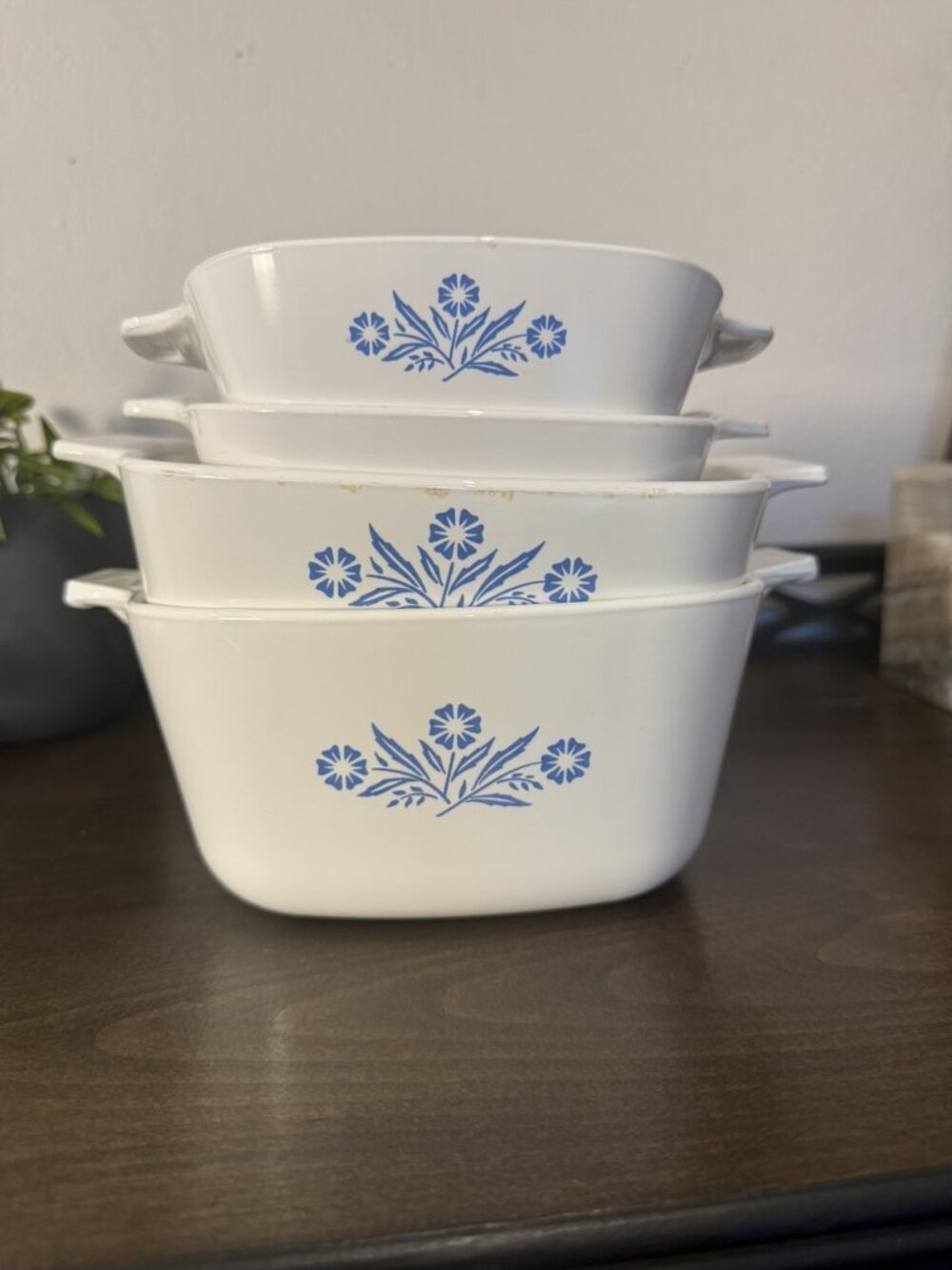 Rare Vintage Corning Ware Blue Cornflower Set Of 4 Casserole Dishes.